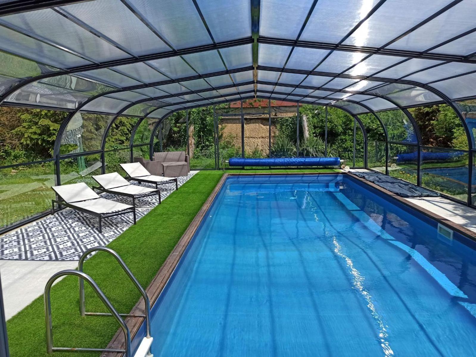 La Petellerie, Maison De Campagne Avec Piscine Pour Un Sejour Detente Moyon Exterior foto